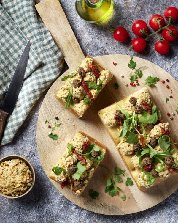 Tartinable oeuf tomate basilic - focaccia (1)